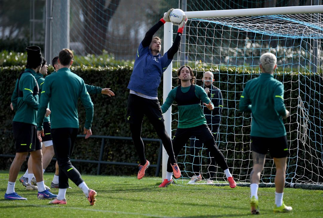 Lazio, prima del Bologna il ritiro a Coverciano: le foto dell’allenamento – GALLERY - immagine 50