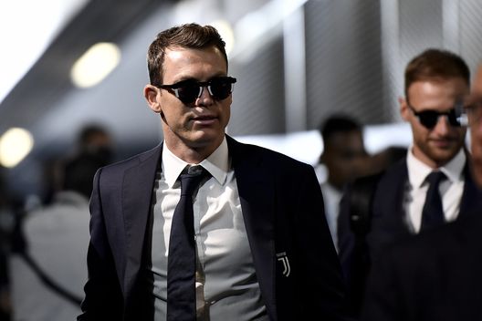 Lichtsteiner: “Non sarei mai andato all’Inter, amavo troppo la Juve. Sarebbe stato un tradimento”- immagine 2