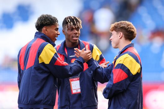 Lamine Yamal e Nico Williams