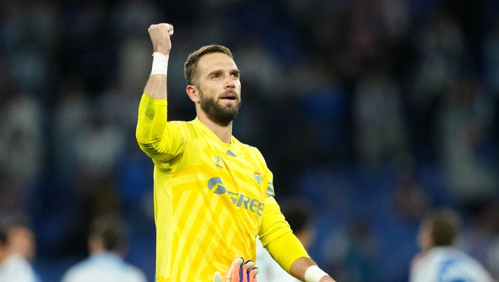 Abraham ferma il Galatasaray, Pau Lopez eroe della serata e l’esordio di Sensi: il week-end degli ex Serie A- immagine 2