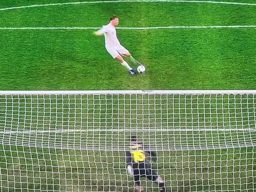 FINALE! Genoa-Napoli 2-3: gli azzurri vincono in 10 grazie al rigore di Hojlund - immagine 2