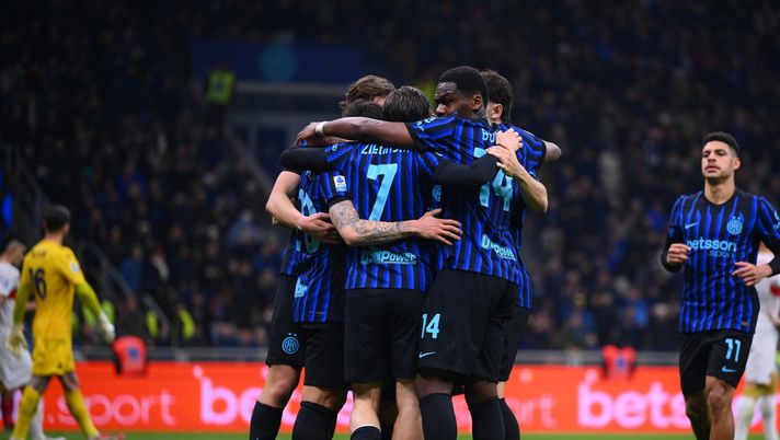 Inter-Genoa 2-0 risultato finale: Dimarco-Calhanoglu, nerazzurri che volano a +13 - immagine 1