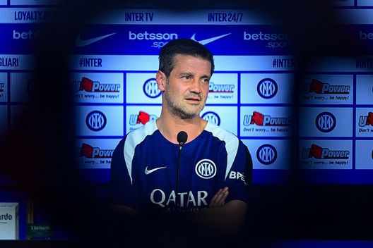 Chivu si rimette il caschetto: “Non sono un fesso, lavoro per chi mi ama, non è problema mio se…”- immagine 3