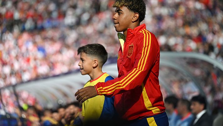 Ha 16 anni e deve studiare, ma c’è l’Europeo: Lamine Yamal si “ingrazia” i professori… - immagine 1