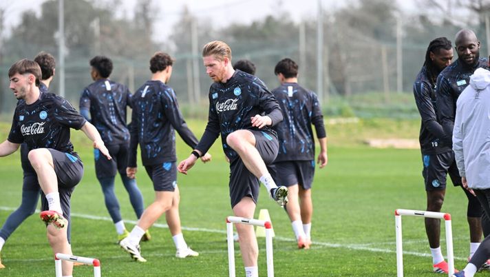 Le immagini dell'allenamento degli azzurri a Castel Volturno