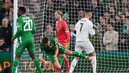 Portogallo, gomitata di Cristiano Ronaldo e primo rosso in carriera con la Nazionale