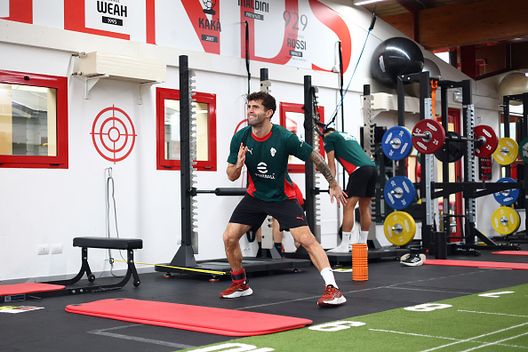 oggi-a-milanello-gli-acciaccati-rossoneri-ancora-al-lavoro