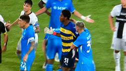 Clamoroso al Maradona: espulso il portiere del Parma, che non ha più cambi