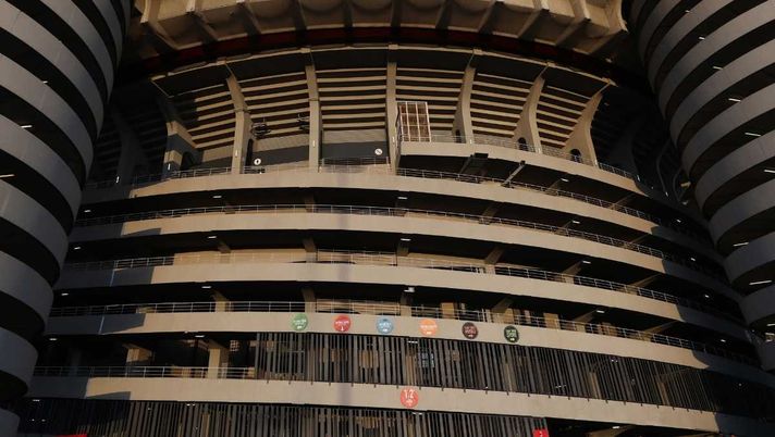 Vendita San Siro a Milan e Inter tra iter politico e soluzioni alternative
