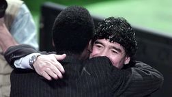 Quando Maradona arrivò in limousine e fece arrabbiare Pelè: il curioso retroscena