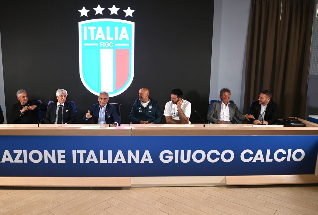 Totti ritrova Pellegrini e Spalletti a Coverciano – FOTO GALLERY - immagine 6