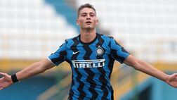 Calciomercato Serie A: il Como chiude per Addai, la Fiorentina piomba su Esposito