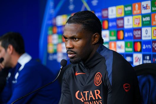 Como, Italia - 8 dicembre 2025: Marcus Thuram durante la conferenza stampa. (Foto di Mattia Pistoia - Inter/Inter via Getty Images) Inter-Liverpool, dove vedere la grande sfida in diretta tv e streaming LIVE- immagine 2