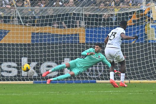 PARMA, ITALIA - 22 FEBBRAIO: Ange-Yoan Bonny del Parma Calcio. (Photo by Alessandro Sabattini/Getty Images) Bonny è un nuovo giocatore dell’Inter: il comunicato ufficiale del club- immagine 2