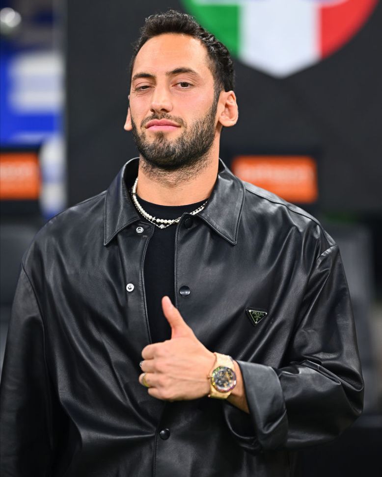 Getty Images  Calhanoglu ventesimo nella lista del Pallone d’oro. La moglie: “I tuoi sogni diventati realtà”- immagine 2