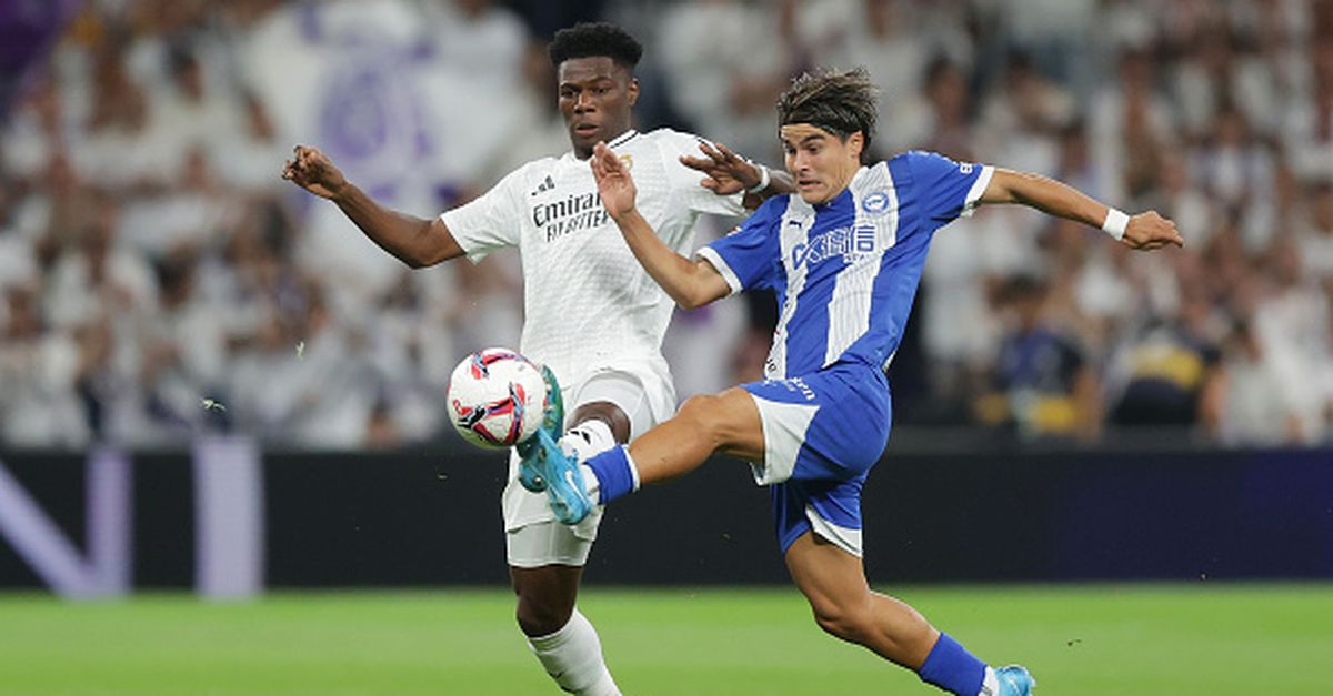 L'ex Milan Romero lascia l'allenamento del Cruz Azul con un'auto da 100mila euro. Stupore in Messico