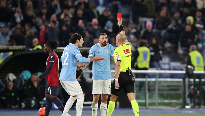 ROME, ITALY - DECEMBER 07: Mario Gila of Lazio is shown a red card by referee, Michael Fabbri during the Serie A match between SS Lazio and Bologna FC 1909 at Stadio Olimpico on December 07, 2025 in Rome, Italy. (Photo by Paolo Bruno/Getty Images) Gila