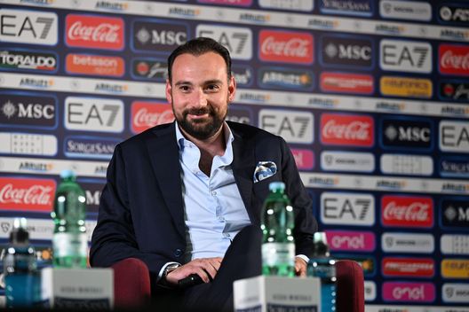 CASTEL DI SANGRO, ITALY - JULY 26: Giovanni Manna speaks at a press conference of Napoli on July 26, 2024 in Castel di Sangro, Italy. (Photo by SSC NAPOLI/SSC NAPOLI via Getty Images) Giovanni Manna