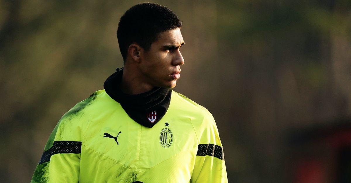 Calciomercato Milan, Romano: “Vasquez alla Roma: sarà il vice di Svilar”