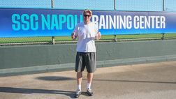 De Bruyne entusiasta per l’allenamento del Napoli: “Primo giorno di scuola!”
