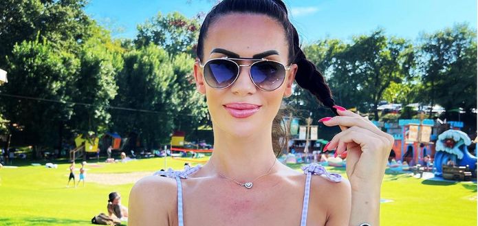 Erjona Sulejmani, la foto in bikini è bollente: le forme dell’ex di Dzemaili sono straripanti- immagine 2