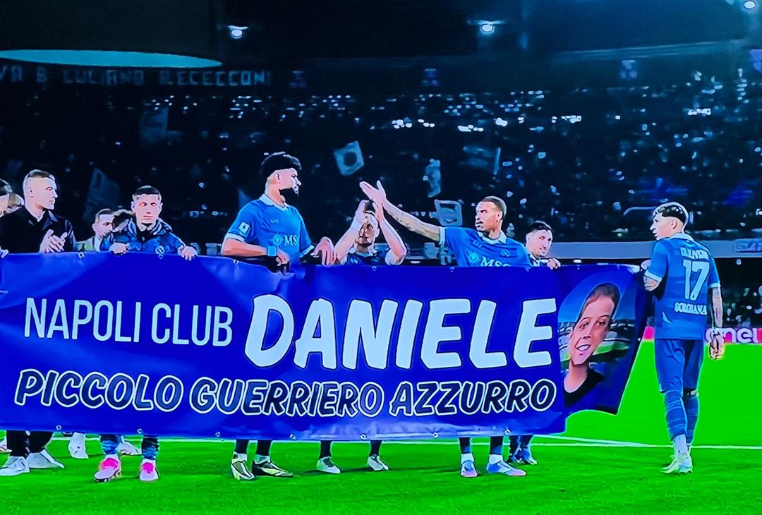 GALLERY Napoli-Empoli, striscione da brividi esposto in ricordo del piccolo Daniele- immagine 1
