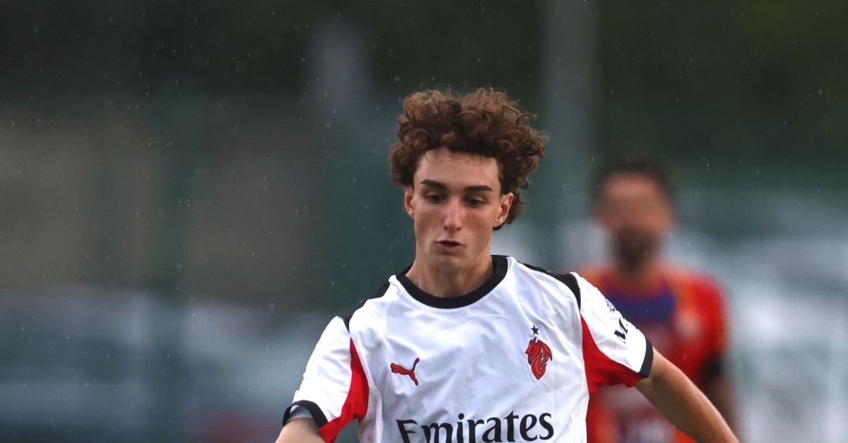 Milan Futuro, Geroli firma il suo primo contratto da professionista