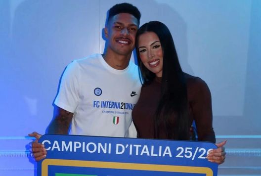 Luis Henrique celebra lo scudetto dell’Inter e incalza la compagna sui social: “Hai deciso…” - immagine 1