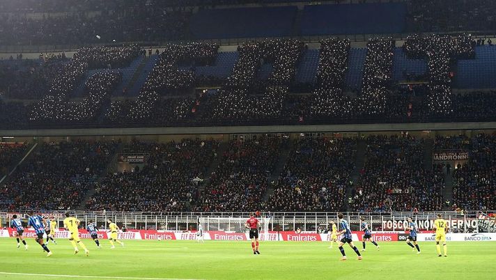 Getty Images Furlani contestato dai tifosi del Milan. A Roma lo striscione con lo sfottò dei tifosi dell’Inter - immagine 1