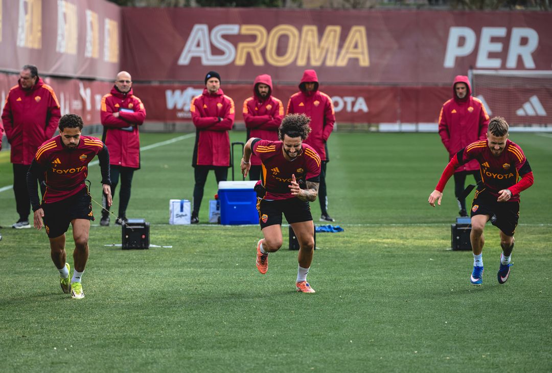 Trigoria, l’allenamento a 4 giorni dall’Inter – FOTO GALLERY - immagine 27