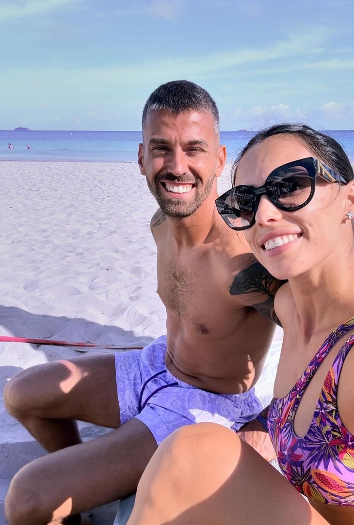 GALLERY Vacanza in dolce compagnia per Spinazzola: il terzino vola a Ibiza - immagine 6