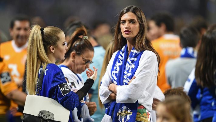 Sara Carbonero e Iker Casillas chiedono rispetto per i loro figli: “Pericoloso quello che…” Sara Carbonero e Iker Casillas chiedono rispetto per i loro figli: “Pericoloso quello che…” - immagine 1