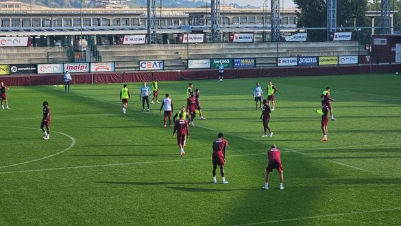 Filadelfia, allenamento a porte aperte: circa 300 tifosi, affetto per Baroni - immagine 1