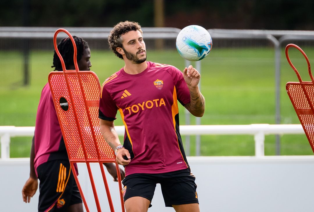 Roma, il primo allenamento al St. George’s Park – FOTO GALLERY - immagine 16