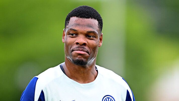 Inter, occhio a Dumfries. L’esterno si candida a una maglia da titolare con l’Atalanta - immagine 1