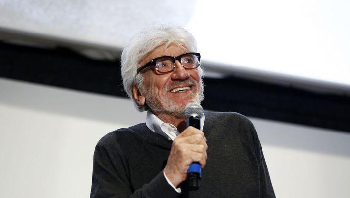 La Roma ricorda Gigi Proietti: “Artista straordinario e completo, romanista vero” - immagine 1