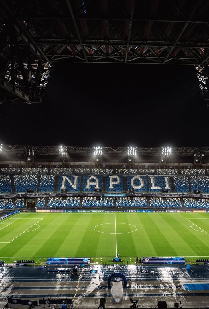 Circa un'ora separa Napoli-Qarabag dal suo fischio d'inizio. In programma alle 21:00, la gara è valevole per la 5ª giornata della League Phase dell'edizione 2025/26 di Champions. A ospitare tale scontro sarà lo Stadio Diego Armando Maradona, di cui l'admin dei social azzurri ha pubblicato una serie di scatti sul proprio account Instagram.