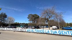 Inter, striscione della Curva Nord: “Testa alta e paura di niente, al tuo fianco…”