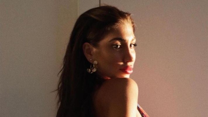 Lady Skriniar ruba la scena con uno scatto al tramonto: ecco i like delle wags dell’Inter - immagine 1