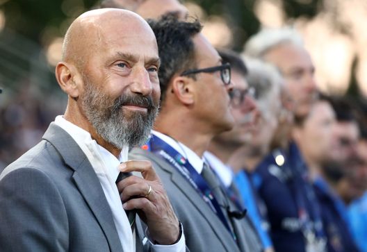 Gianluca Vialli prima della sfida di Nations League tra Italia e Ungheria (Foto di Marco Luzzani/Getty Images) Buon Compleanno Luca: Ci Manchi!- immagine 2