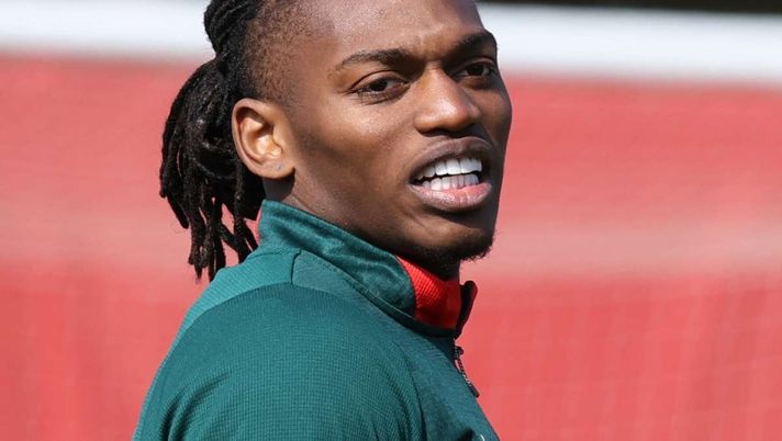 Di Canio critica Leao: 'Troppi però con lui. I gol contano quando non c'è'