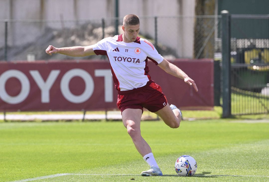 Trigoria, l’allenamento a due giorni dall’Inter – FOTO GALLERY - immagine 15