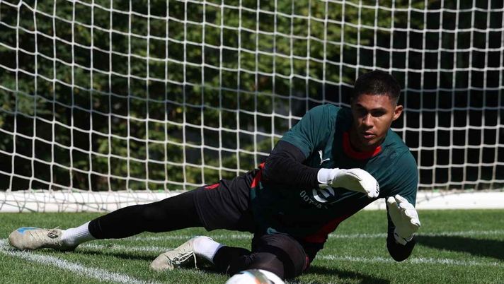 Devis Vásquez AC Milan allenamento Milanello