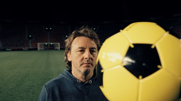 In onda su Sky “Fuorigioco, una storia di vita e sport” il docu-film su Beppe Signori- immagine 2