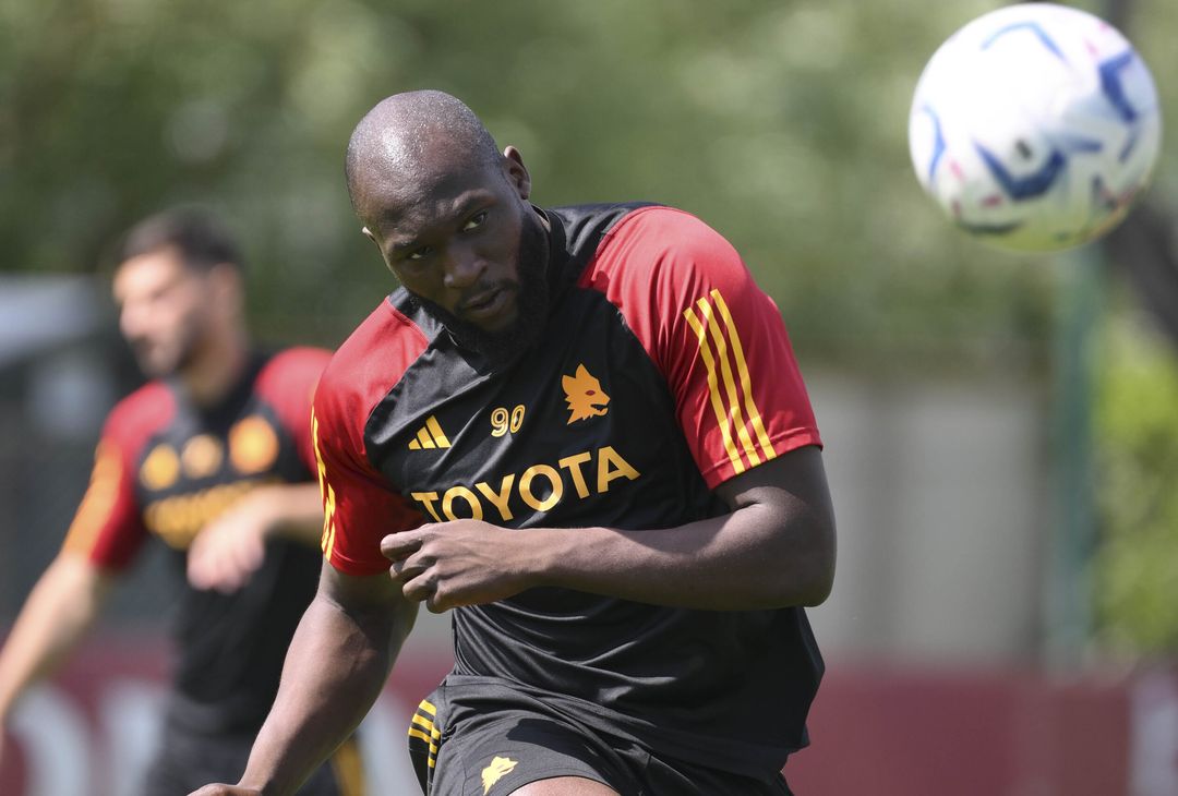 Verso Roma-Genoa, l’allenamento a Trigoria: individuale per Dybala – FOTO GALLERY - immagine 23