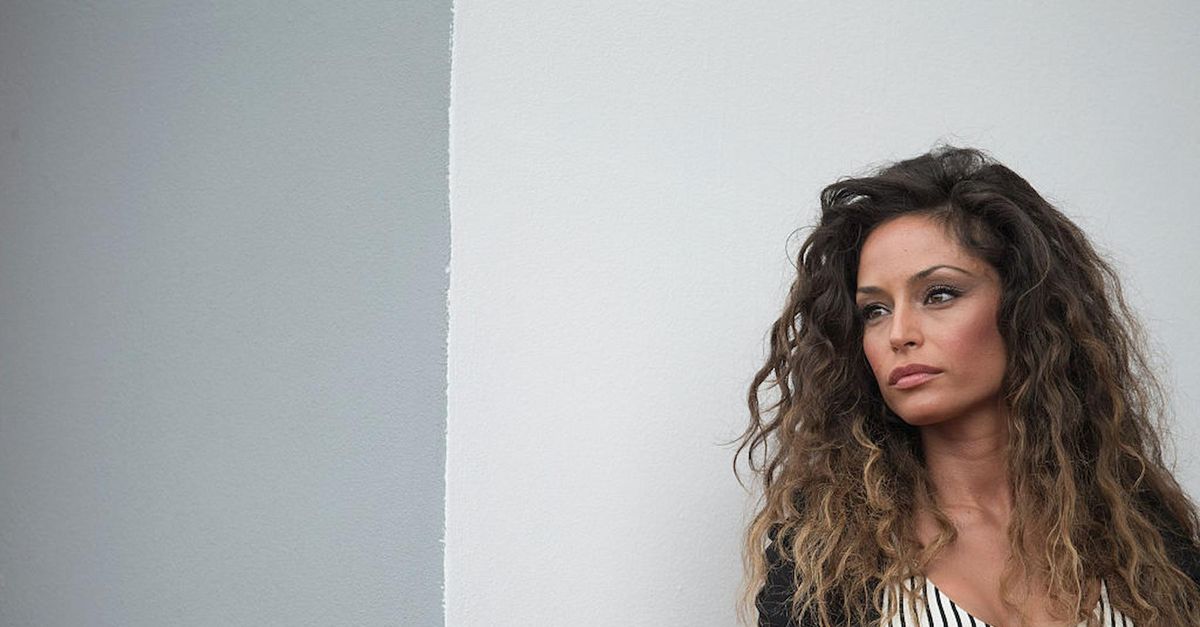 Raffaella Fico: “Non c’è un amore, e va bene così. Balotelli? Lui e Pia si vedono, con lei è…”