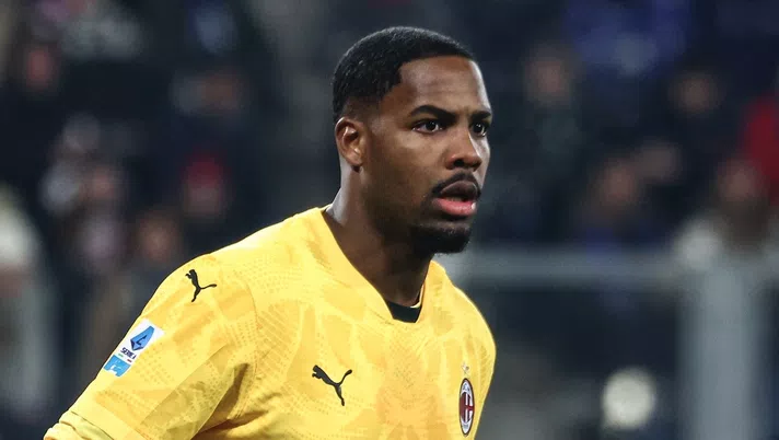 Mike Maignan AC Milan Atalanta-Milan 2-1 Serie A 2024-2025