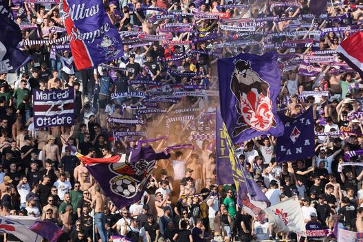GERMOGLI PH: 27 MAGGIO 2023 FIRENZE STADIO ARTEMIO FRANCHI CAMPIONATO SERIE A FIORENTINA VS ROMANELLA FOTO TIFOSI Abbonamenti, crescono i numeri in casa viola. E rispetto allo scorso anno…- immagine 2