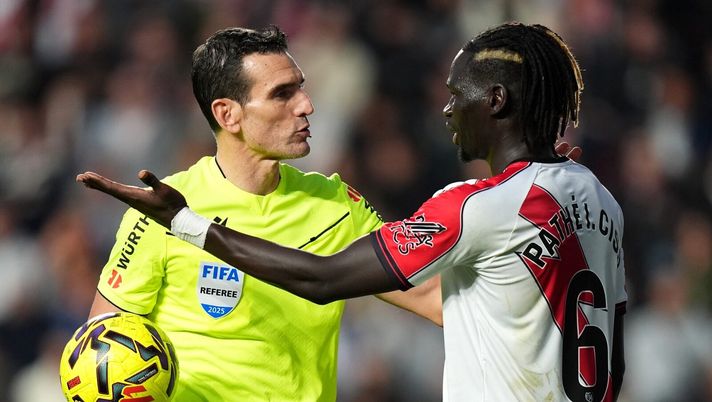 Rakow-Fiorentina: il profilo dell’arbitro spagnolo Munuera. Il vero top è il Var - immagine 1