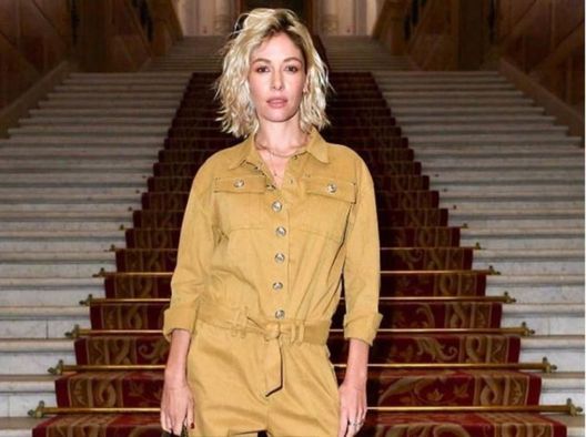 Sarah Felberbaum: “Coppia aperta? Non sono fan. Con De Rossi ci mangiamo ancora con…” Sarah Felberbaum: “Coppia aperta? Non sono fan. Con De Rossi ci mangiamo ancora con…” - immagine 1